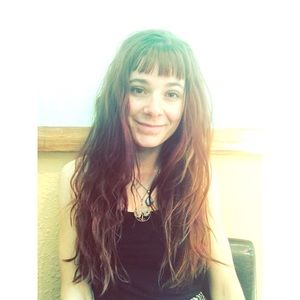 Meet your Posher, Daphne